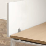 Isola di Lavoro Swing 5050 con cassettiera Moovy e Schermo in Legno