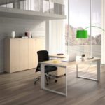 Scrivania Twist in Legno con Allungo, Cassettiera Moovy e 2 Armadi Medi con Ante